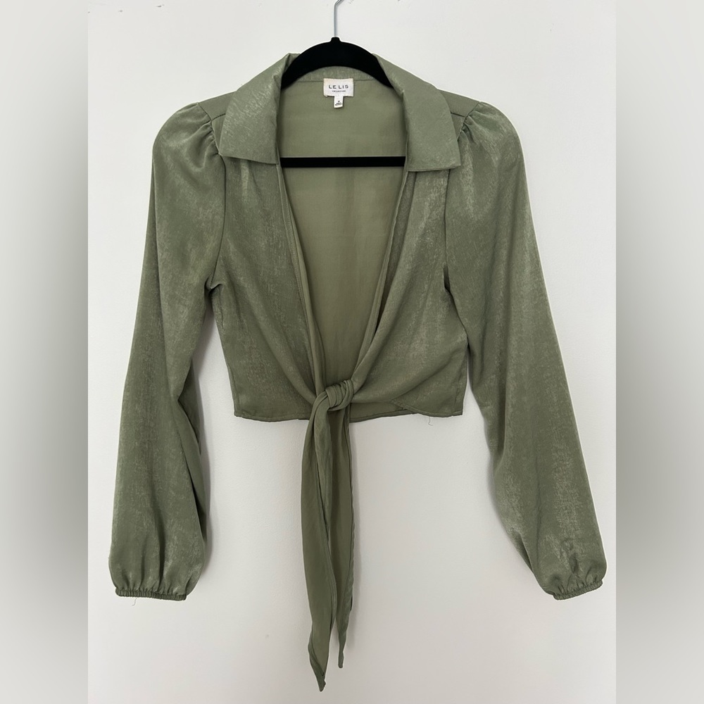 Le Lis Long Sleeve Low Cut Top